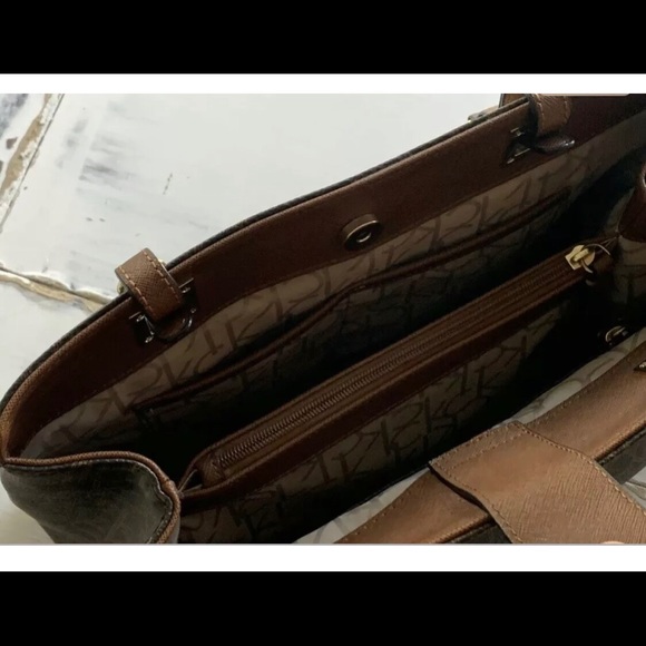 Calvin Klein Handbag - Picture 4 of 6